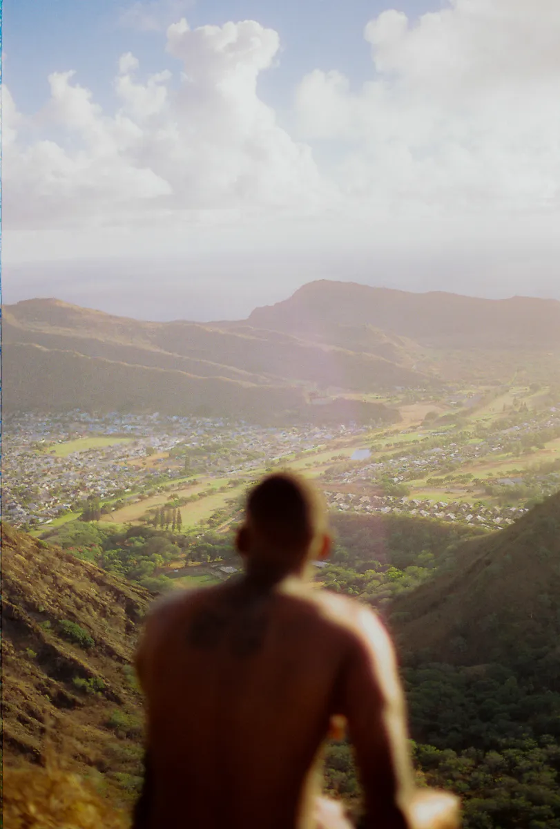 renaissance hotels - honolulu — Renaissance Hotels, still 04